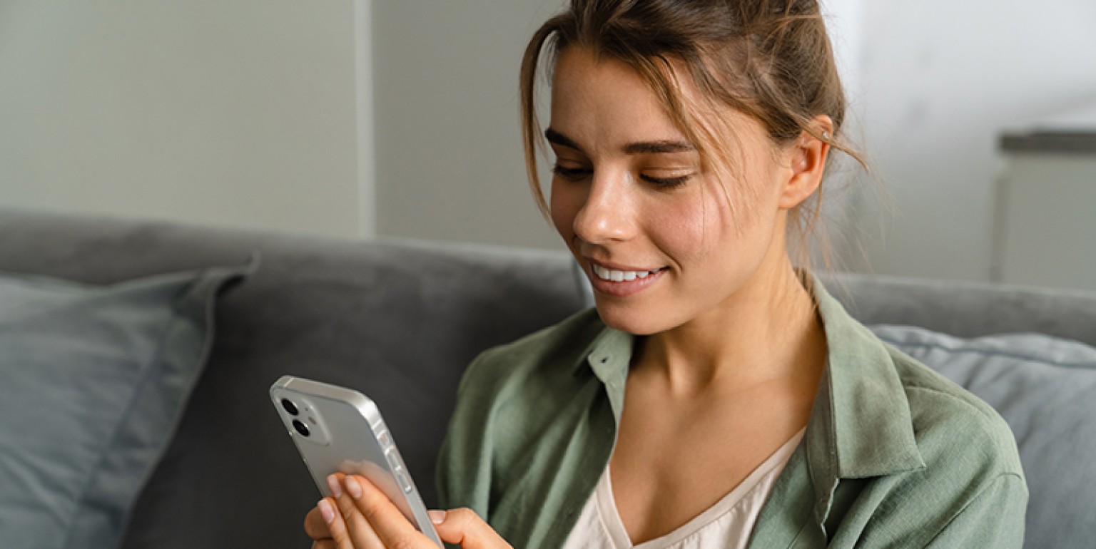 girl creating a will online using her phone with public trust